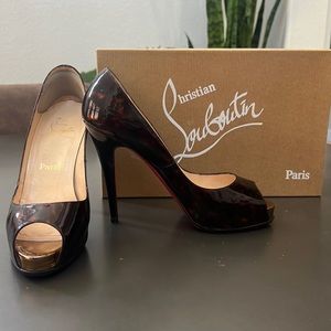 Christian Louboutin Very Prive 120 Turtle Patent Heels